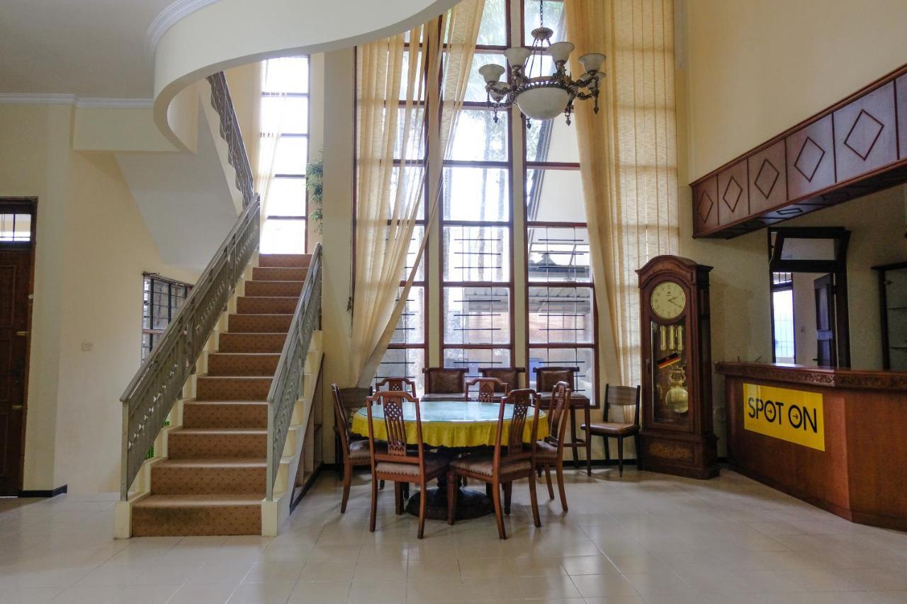 Spot On 1767 Villa Anggur Panderman Batu  Zewnętrze zdjęcie